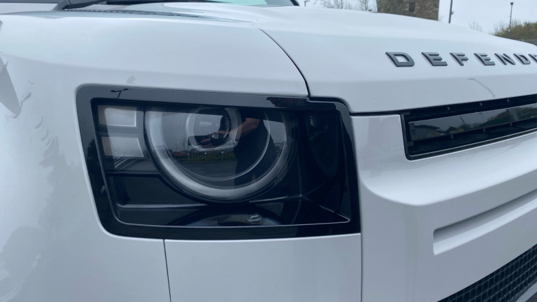 Land Rover Defender 3.0 D250 X-Dynamic SE 90 3dr Auto Diesel Estate